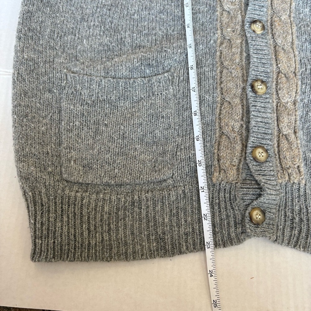Generra Gray Cable Knit 2 tone Sweater Vest versatile classic staple - Picture 9 of 12